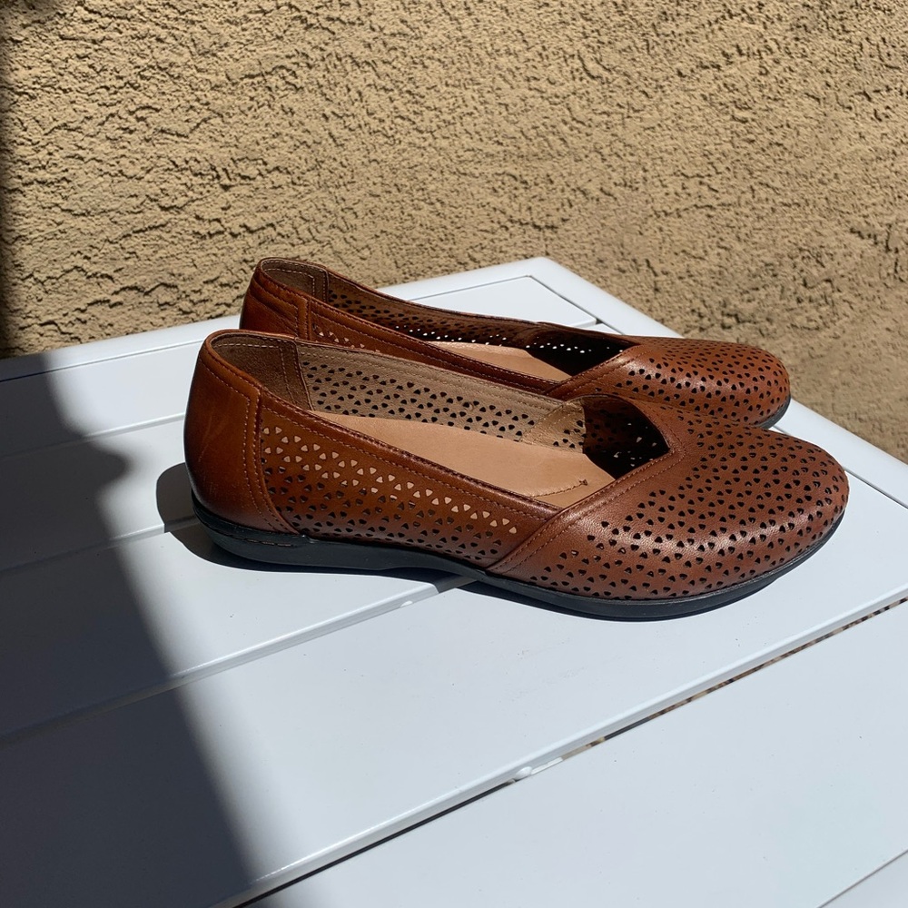 Dansko brown perforated leather flats size 6.5-7 ( European 37)
